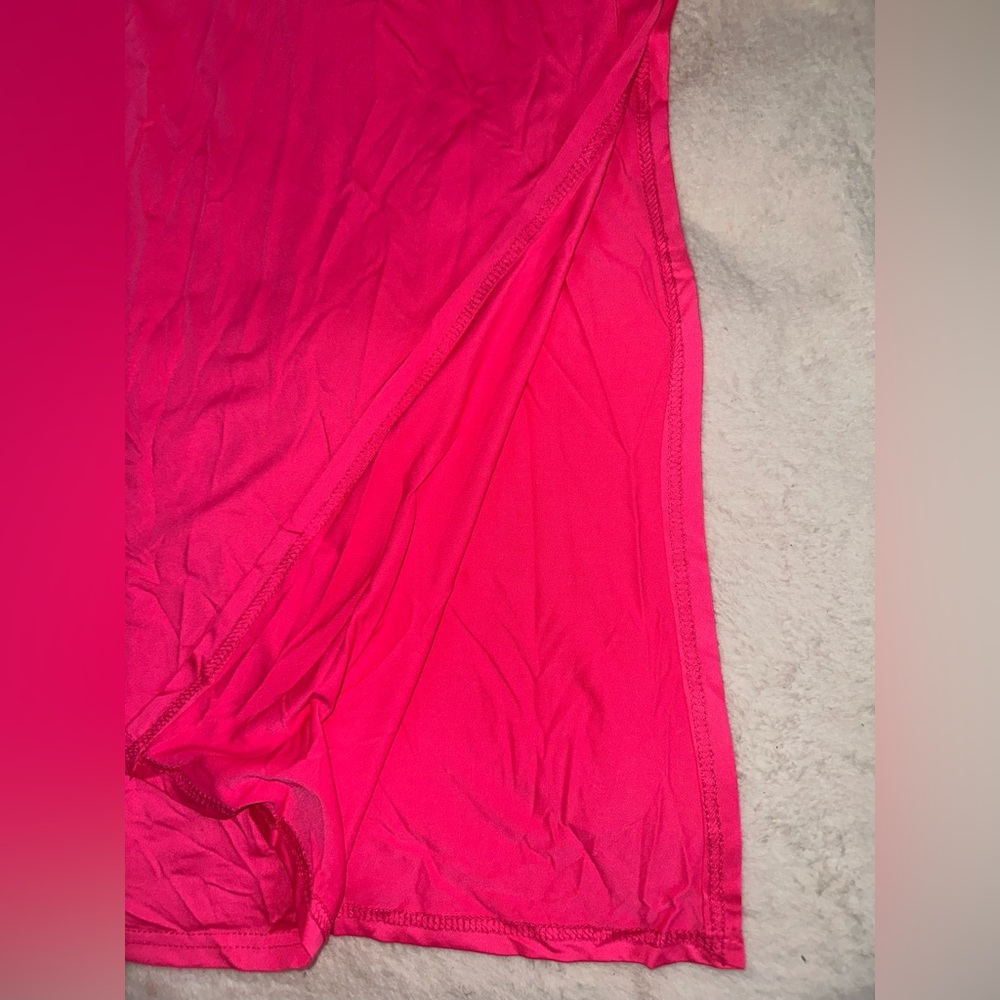 Pink Outfit - Picture 2 of 3
